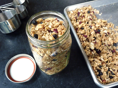 Nutty fruity granola - chinese grandma