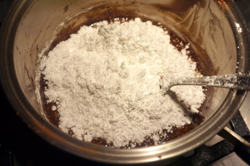 powdered sugar frosting